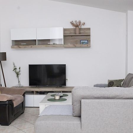 3-Bedroom Apartment With Panoramic Bay Views Kotor Exterior photo