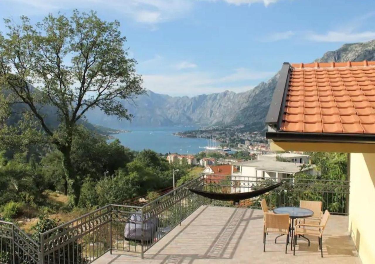 3-Bedroom Apartment With Panoramic Bay Views Kotor Exterior photo