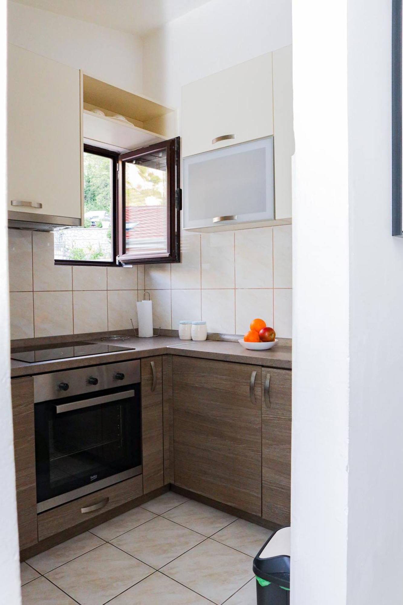 3-Bedroom Apartment With Panoramic Bay Views Kotor Exterior photo