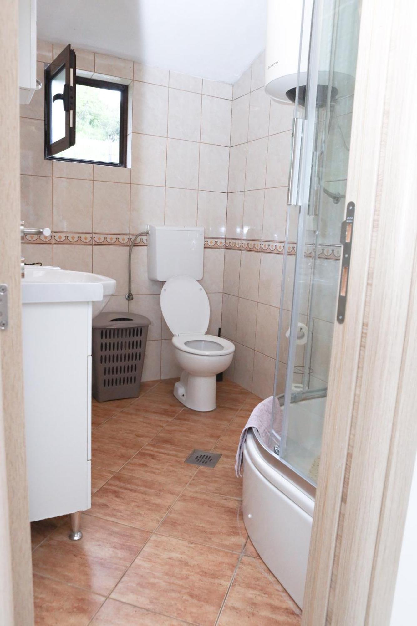 3-Bedroom Apartment With Panoramic Bay Views Kotor Exterior photo